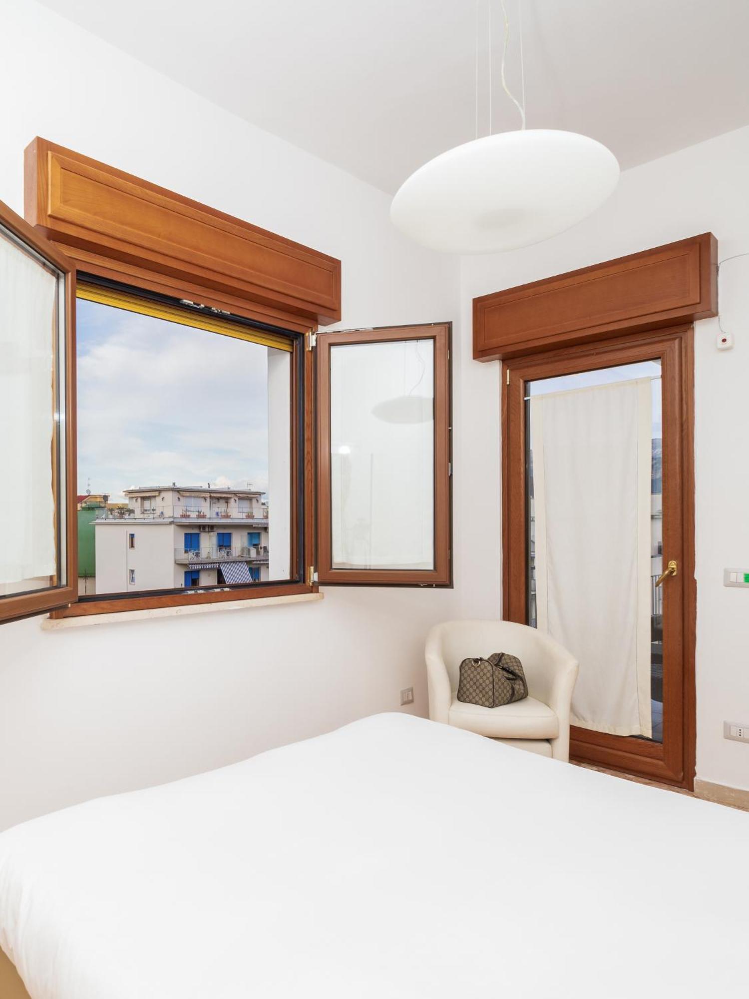 Rossella Holiday Home Сорренто Экстерьер фото
